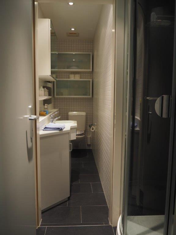 Bedroom Cum Office With Shared Shower In Zug'S Old Town Buitenkant foto